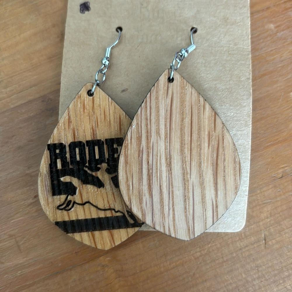 New Rodeo Earrings - Picture 2 of 4